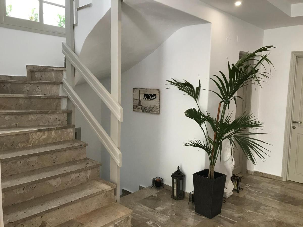 Vassiliki Rooms Парос Экстерьер фото