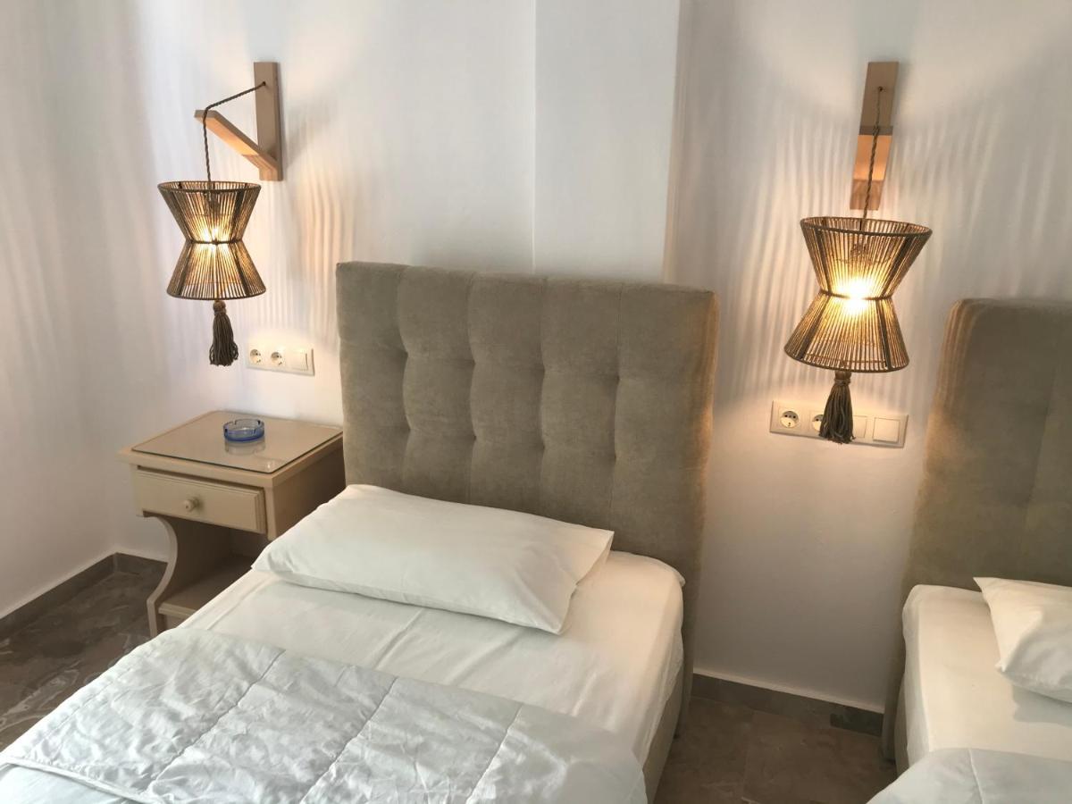 Vassiliki Rooms Парос Экстерьер фото