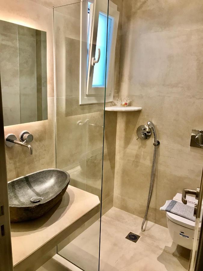 Vassiliki Rooms Парос Экстерьер фото